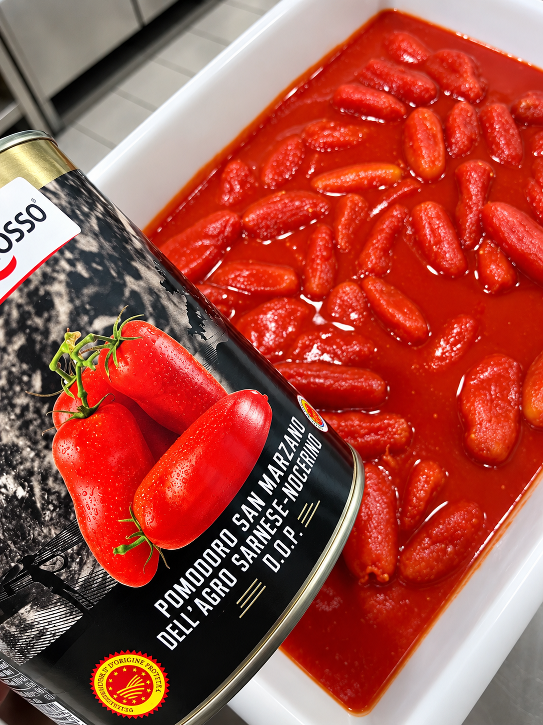 POMODORO SAN MARZANO DOP 3 kg Dell’Agro Sarnese Nocerino in latta da 2,5 kg netti (in confezione da 6 Latte)